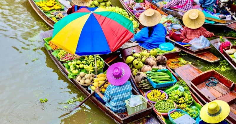 Private Floating- und Bahnmarkt-Tour